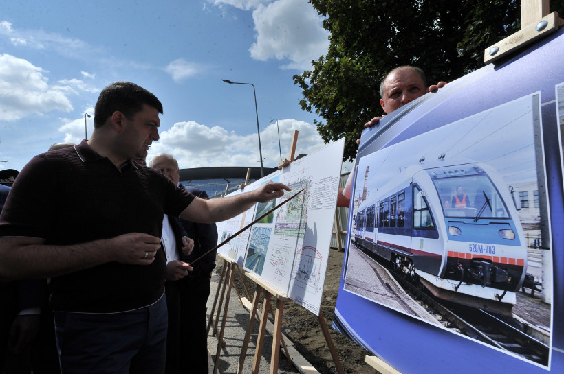 Експрес до «Борисполя» будується з випередженням графіка, економія коштів по роботах склала вже 120 млн грн, – Прем’єр-міністр