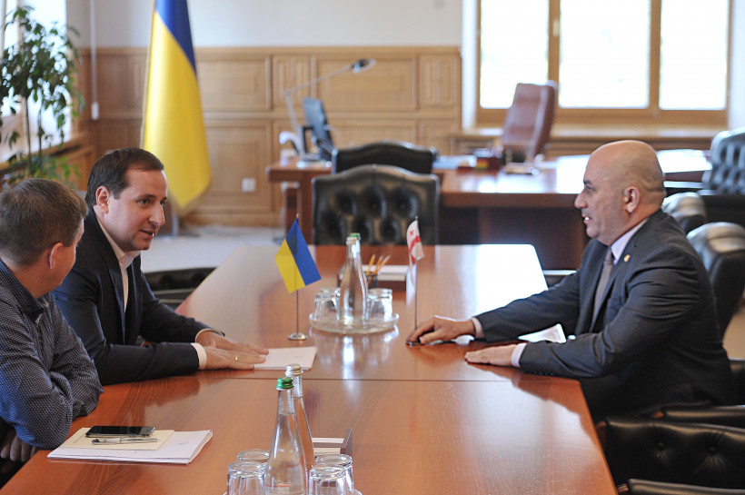 Україна та Грузія будуть посилювати двосторонні відносини у багатьох аспектах, – Олександр Саєнко