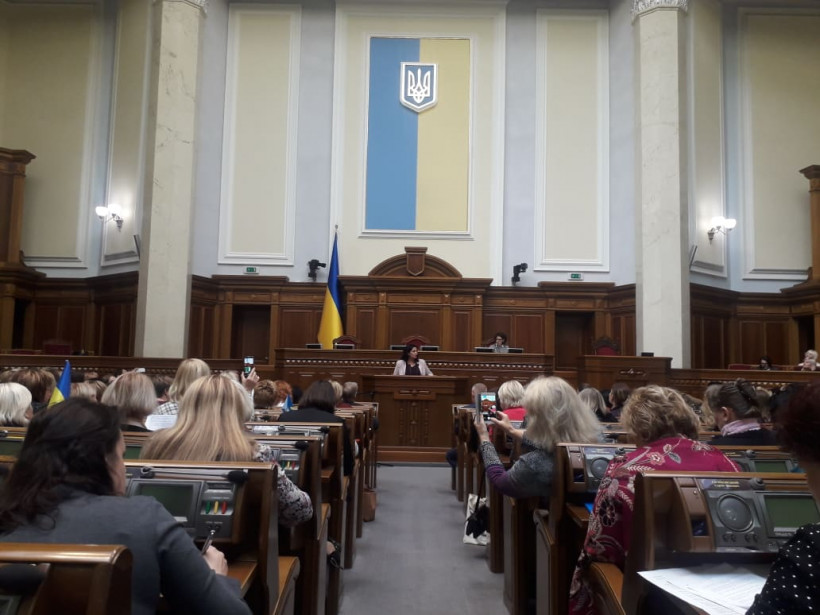 73% чоловіків в Україні вважають, що жінки повинні мати рівні шанси участі в політиці з чоловіками, – Іванна Климпуш-Цинцадзе