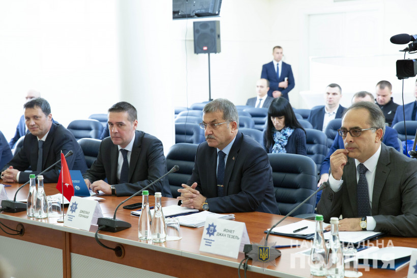 Україна та Туреччина стануть учасниками чотирьохсторонньої групи для боротьби з транснаціональною злочинністю