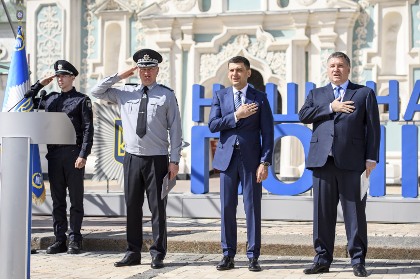 Українці мають жити у безпеці, – Глава Уряду під час запуску проекту «Поліцейський офіцер громади»