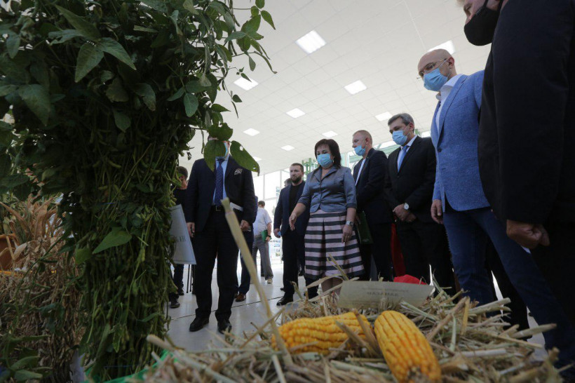 Зміцнення лідерства України на аграрних ринках у світі можливе за умов збільшення зрошувальних земель,  — Прем’єр-міністр