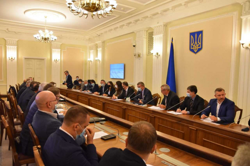 Олег Уруський провів нараду «Україна 2030 - новий титановий лідер світової індустрії»