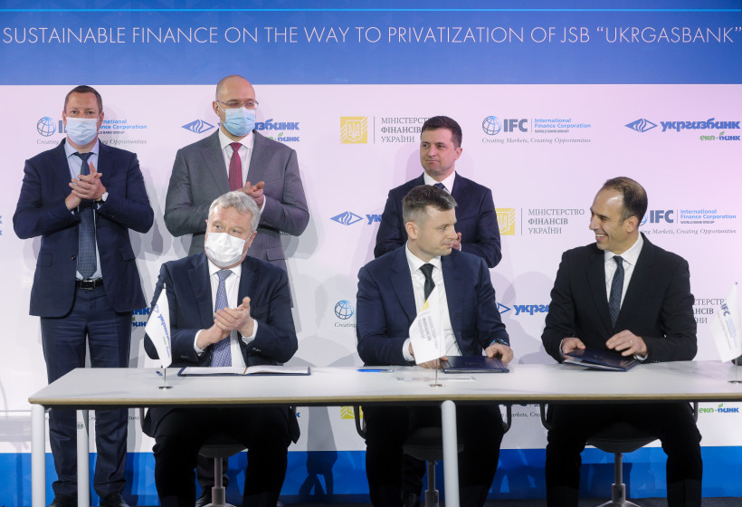 Денис Шмигаль: Партнерство з IFC дозволить пришвидшити впровадження світових практик банківського урядування