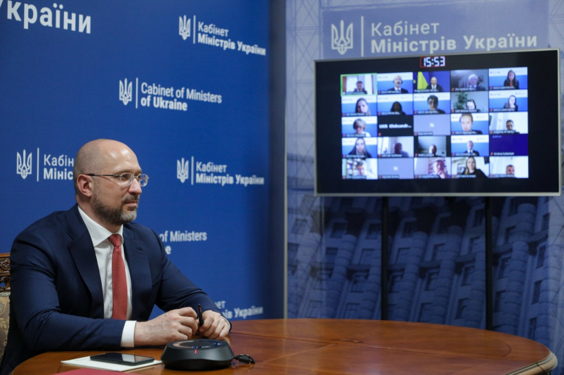 Прем’єр-міністр: Метою України є запровадження комплексного державного сервісу в смартфоні для громадян