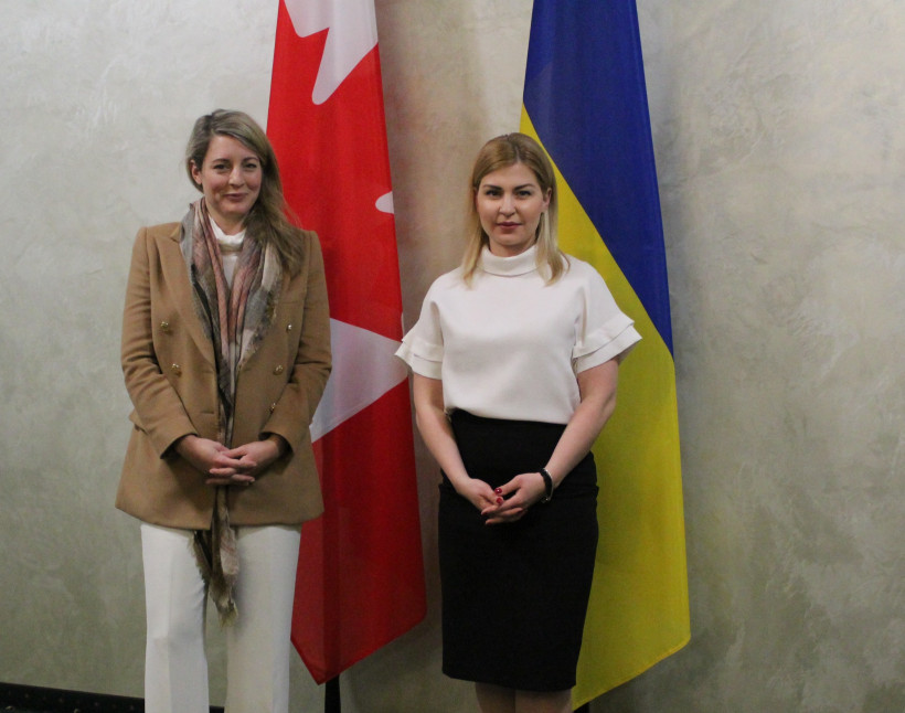 Olha Stefanishyna discusses with Canadian Foreign Minister Mélanie Joly strengthening military assistance to Ukraine