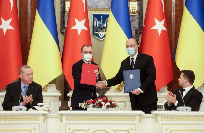 Ukraine and Turkey have signed a Free Trade Agreement