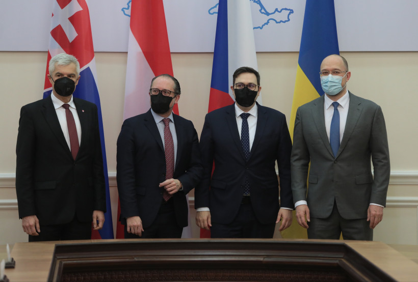 Прем’єр-міністр України зустрівся з очільниками МЗС Австрії, Словаччини та Чехії