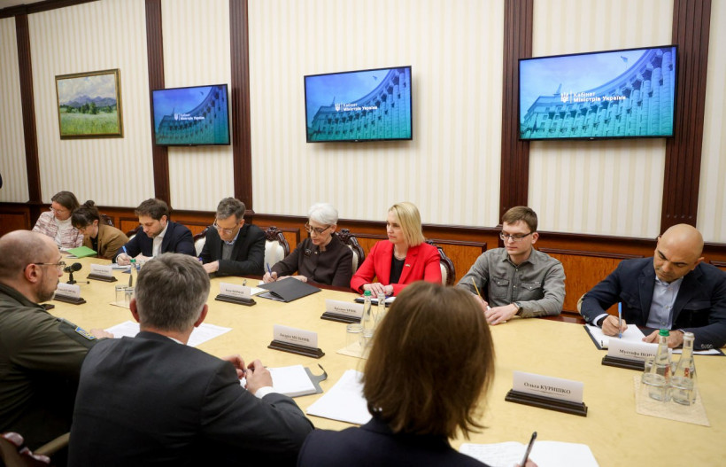 Прем'єр-міністр України та заступник Держсекретаря США обговорили виклики, пов'язані з війною росії проти України