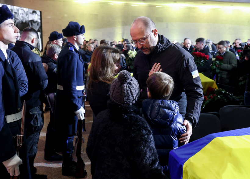 Prime Minister took part in the funeral ceremony for the victims of the plane crash in Brovary
