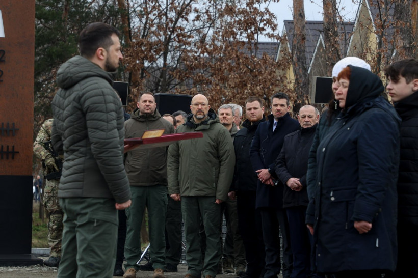 Прем’єр-міністр України вшанував пам’ять жителів Бучі, загиблих внаслідок російської агресії