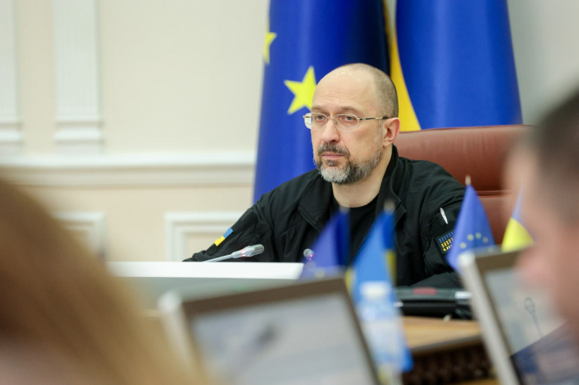 Уряд створив посади заступників із відновлення у 8 міністерствах та 12 регіонах, — Денис Шмигаль
