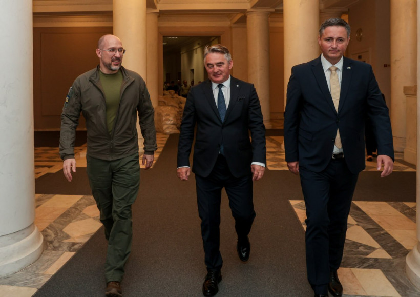 Denys Shmyhal discusses assistance in demining and rehabilitation of wounded soldiers with leadership of the Presidency of Bosnia and Herzegovina