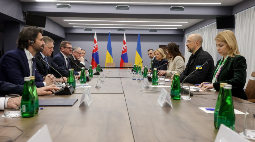 Підтримка України, допомога у відновленні та розвиток військово-технічного співробітництва — спільна заява прем’єр-міністрів України та Словаччини